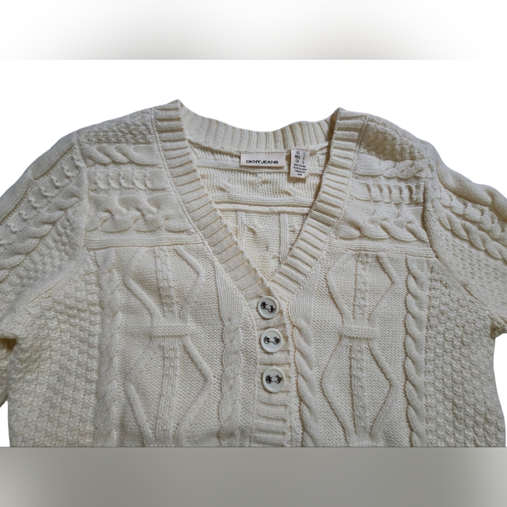 DKNY Women's Cream Cable Knit Sweater 3 Button Sweater. Sz L - Picture 3 of 7
